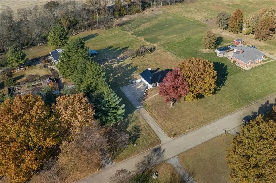 5900 Palomino Drive, Saint Joseph, MO 64505 - Image #3