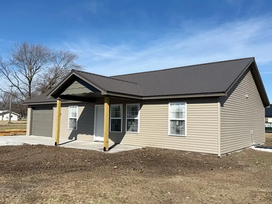 105 W Marvin Avenue, Walker, MO 64790 - #2