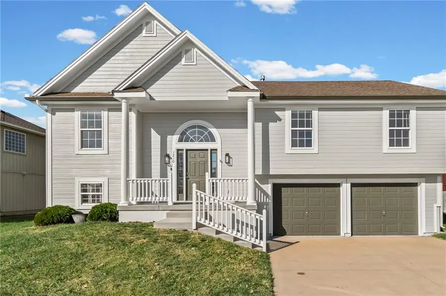 1210 NW Walnut Court, Grain Valley, MO 64029 - Image #2