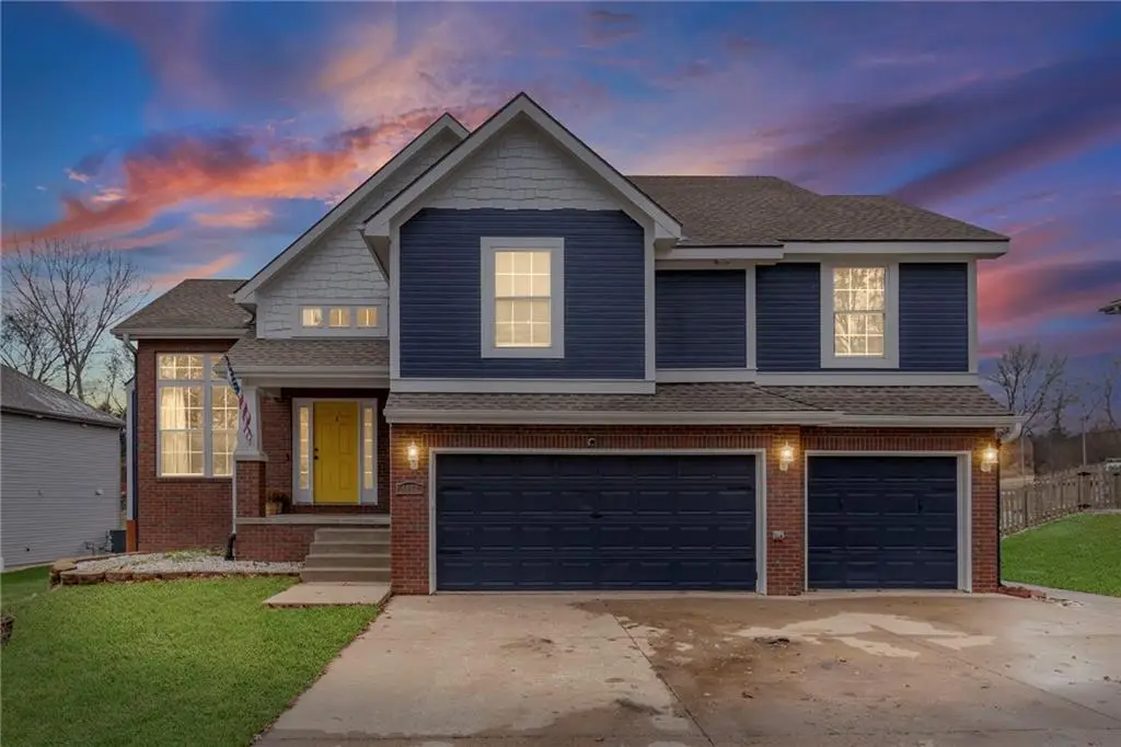 4007 Bennington Drive, Saint Joseph, MO 64506 - Image #1