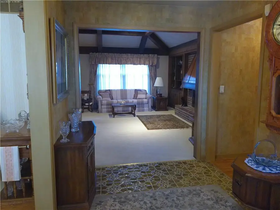 1102 Nakomis Drive, Paola, KS 66071 - Image #3