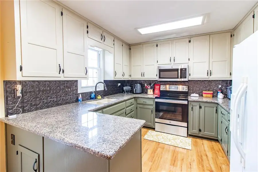 206 S Ridgeview Drive, Warrensburg, MO 64093 - Image #3