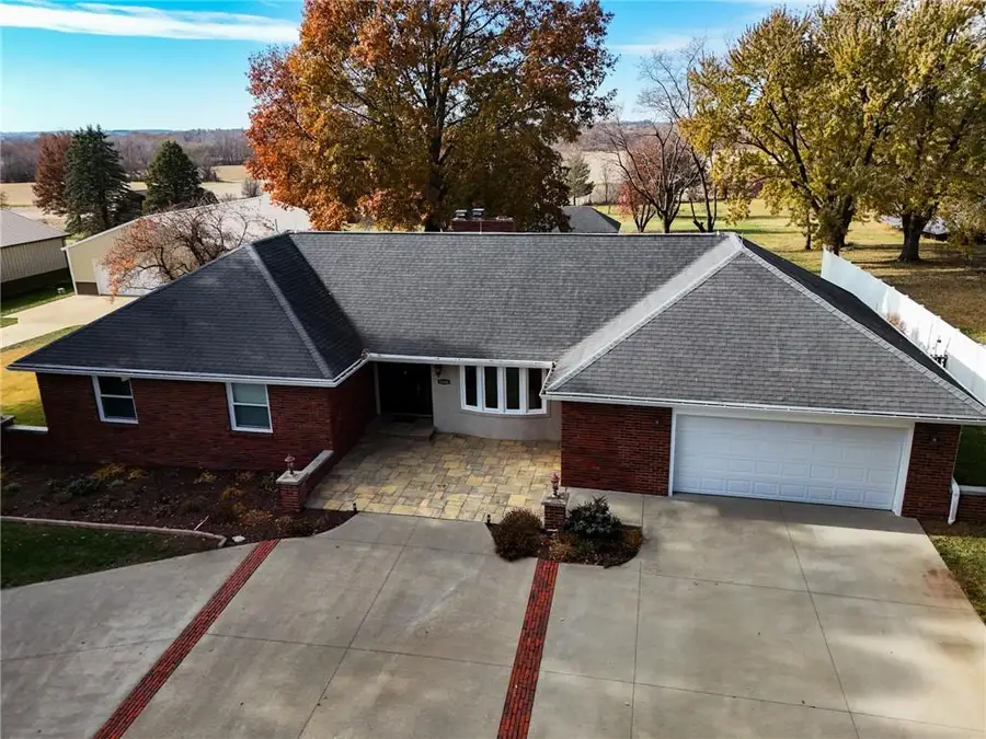 2100 NE 85th Road, Saint Joseph, MO 64507 - Image #2