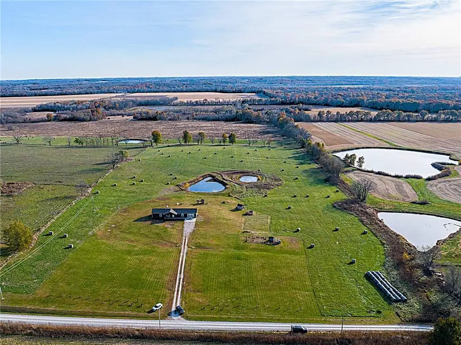 39201 E 351st Street, Creighton, MO 64739 - Image #3