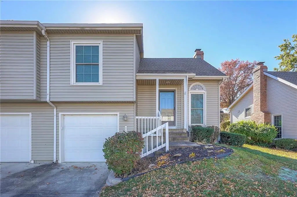 8517 W 109th Terrace, Overland Park, KS 66210 - Image #1