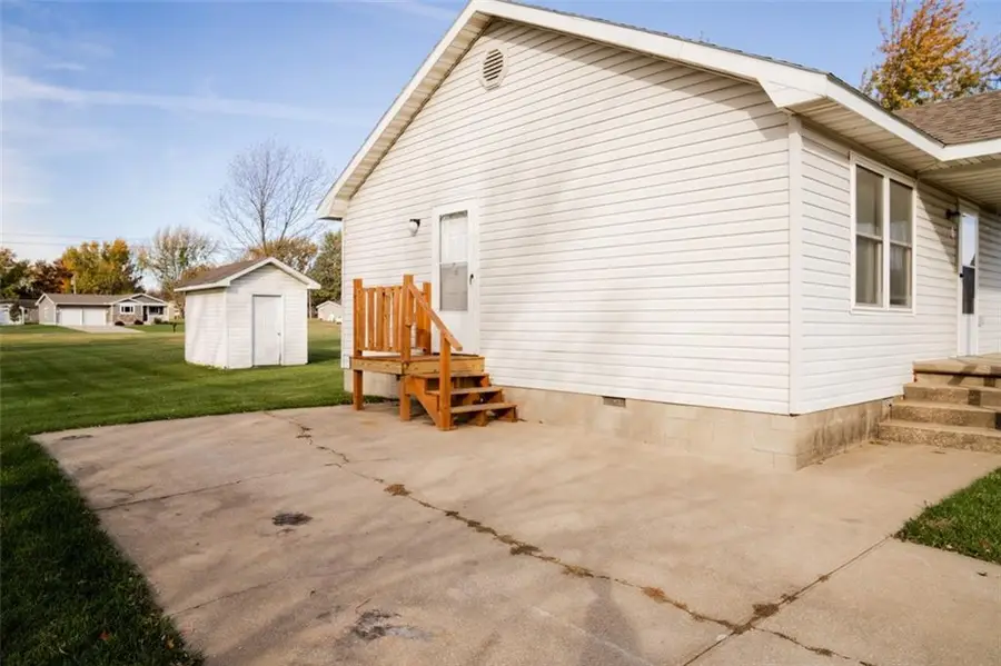 332 Kennedy Drive, Iola, KS 66749 - Image #3