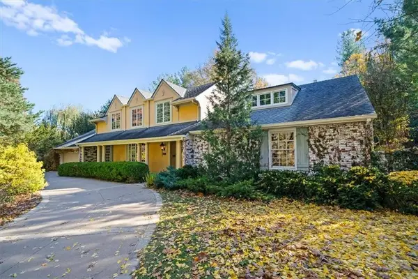 3125 Tomahawk Road, Mission Hills, KS 66208