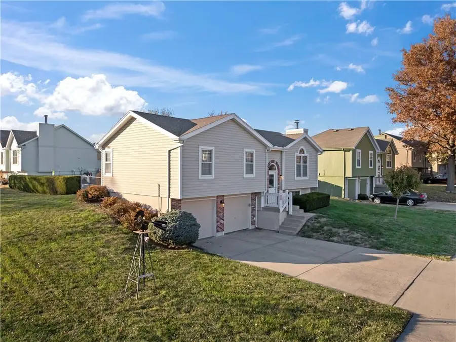 10300 N Grand Avenue, Kansas City, MO 64155 - Image #3