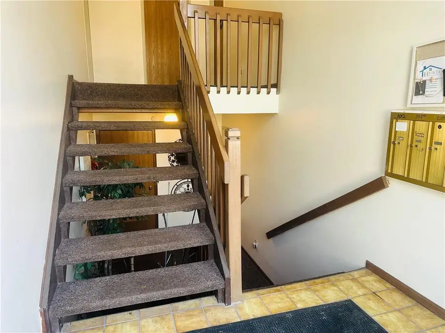 8139 Holmes Road #202, Kansas City, MO 64131 - Image #2