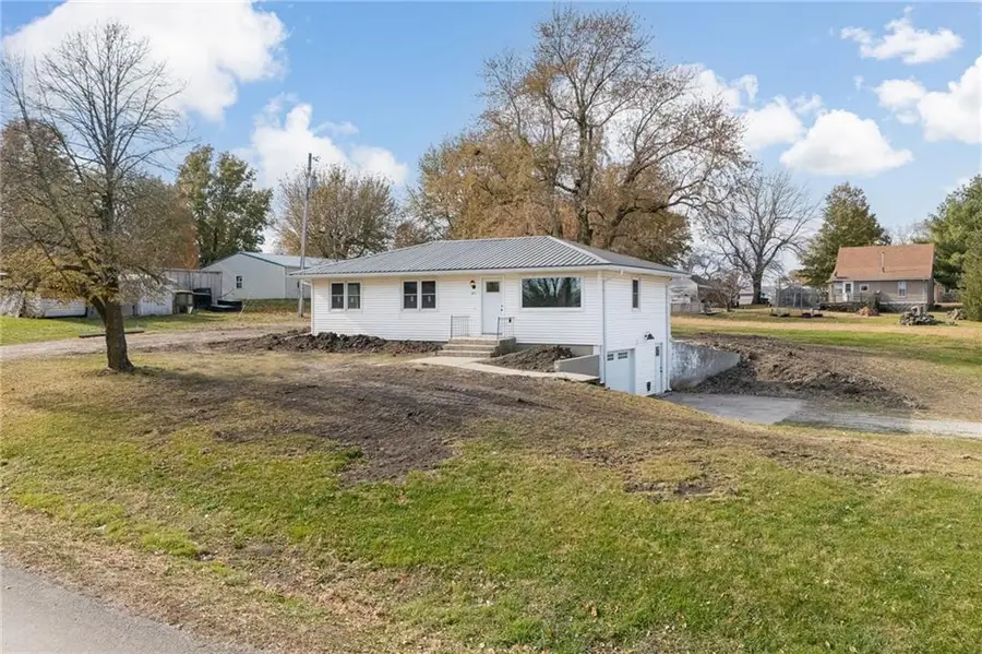 211 N 3rd Street, King City, MO 64463 - Image #3