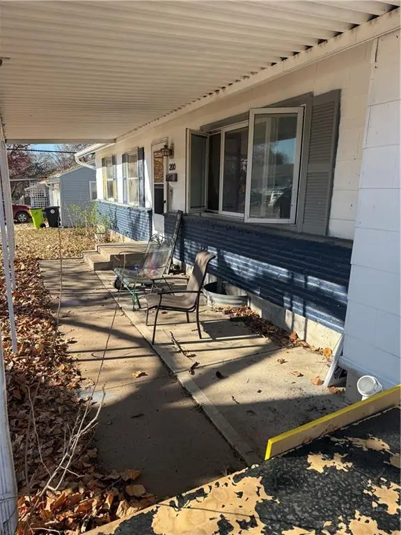 200 Cherokee Drive, Belton, MO 64012 - Image #2