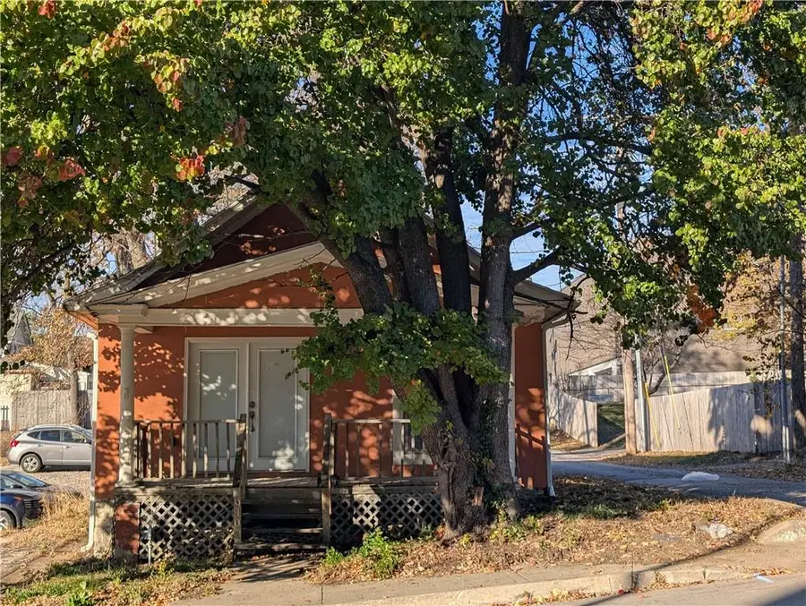 910 W 45th Street, Kansas City, MO 64111 - Image #3