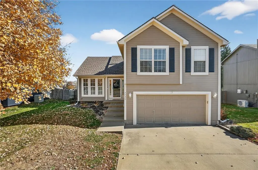 7435 N Lewis Avenue, Kansas City, MO 64158 - Image #1