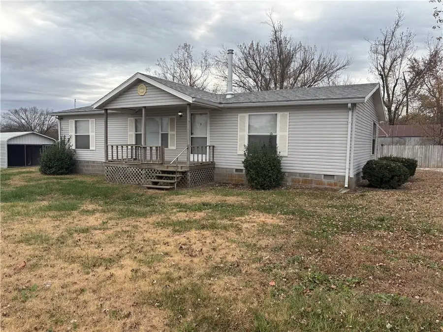 103 S Osborne Street, Iola, KS 66749 - Image #2