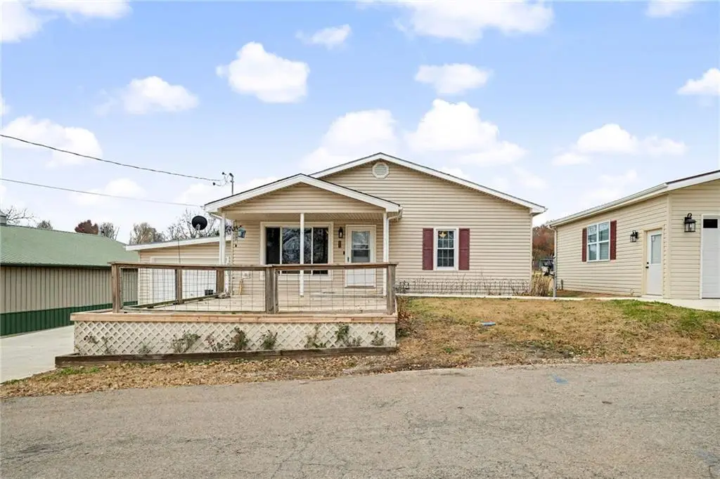 302 Dewey Avenue, Camden Point, MO 64018 - Image #1