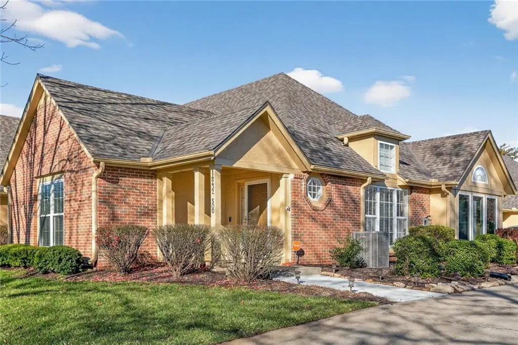 14232 W 151st Terrace #500, Olathe, KS 66062 - Image #1