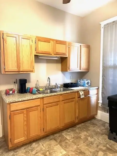 939 N Lynn Street, Nevada, MO 64772 - #3