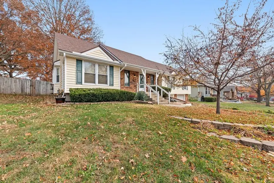 2208 NW 9th Street, Blue Springs, MO 64015 - Image #3