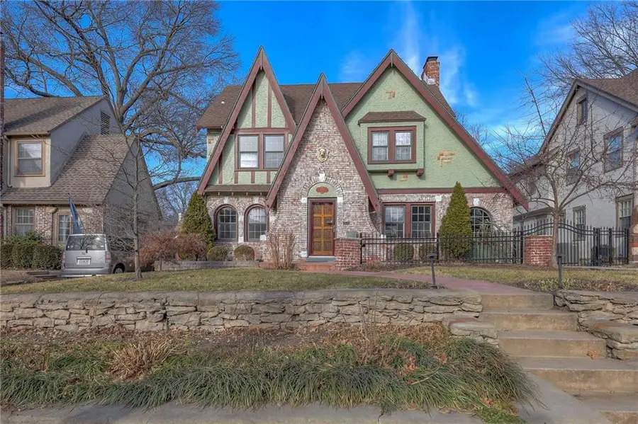 1010 W 70th Terrace, Kansas City, MO 64113 - Image #2