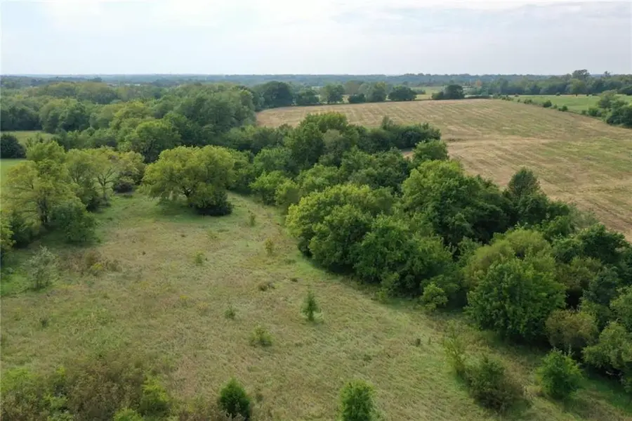 20530 Webster Street, Spring Hill, KS 66083 - Image #2