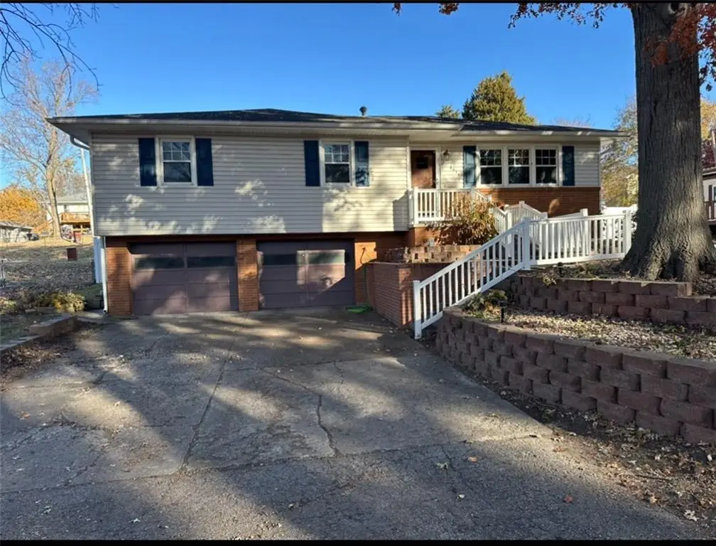 3615 Doniphan Avenue, Saint Joseph, MO 64507 - Image #1