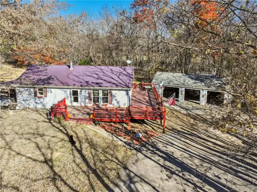 10540 W 287th Street, Louisburg, KS 66053 - Image #2