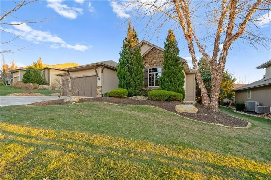 24255 W 121st Terrace, Olathe, KS 66061 - Image #2