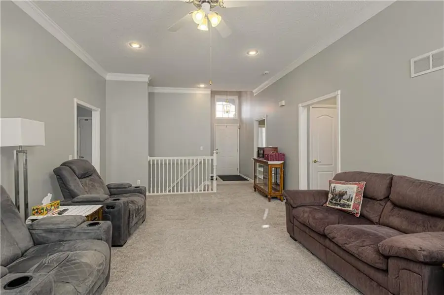 4315 S Davidson Drive, Independence, MO 64055 - Image #3