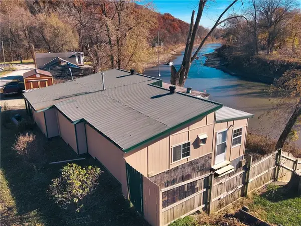 14494 County Road 402 N/a, Amazonia, MO 64421