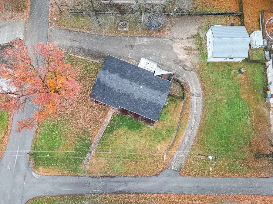 402 E 6th Street, Tonganoxie, KS 66086 - Image #3