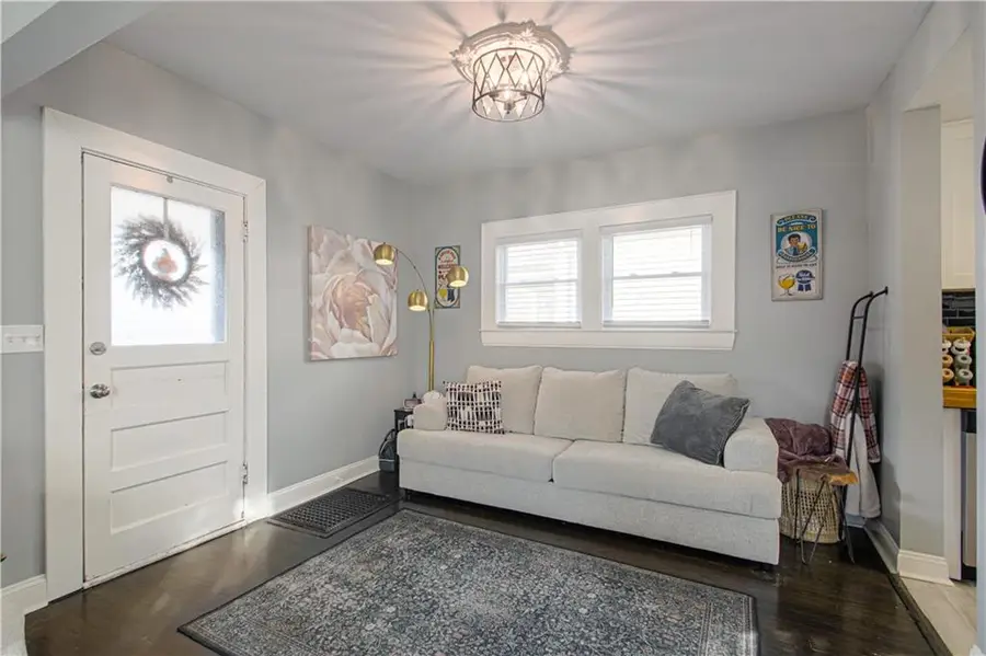 3419 Central Street, Kansas City, MO 64111 - Image #3