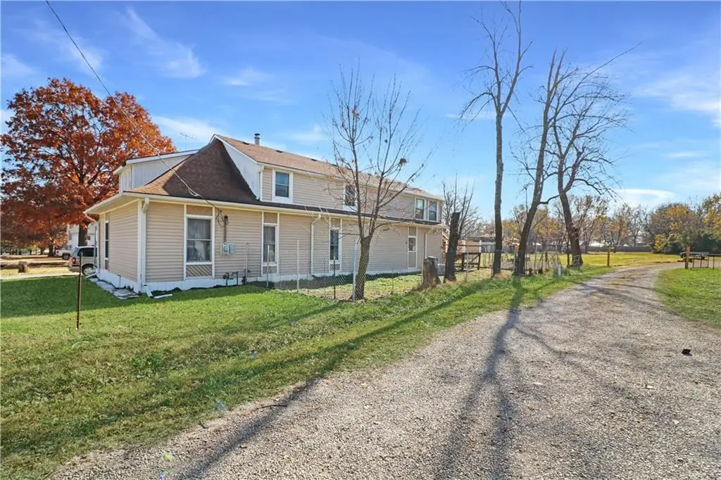 103 W 3rd Street, Garden City, MO 64747 - Image #1