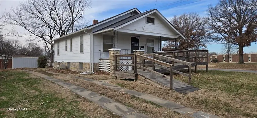 302 12th Street, Osawatomie, KS 66064 - Image #2