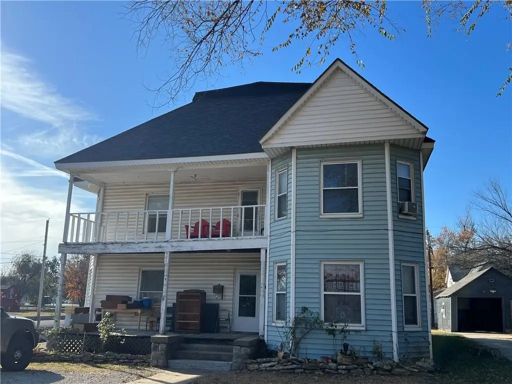 504 N Jefferson Avenue, Iola, KS 66749 - Image #1