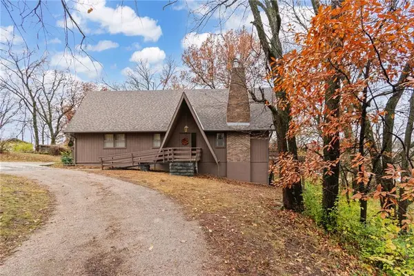 111 W Oak Street, Warrensburg, MO 64093