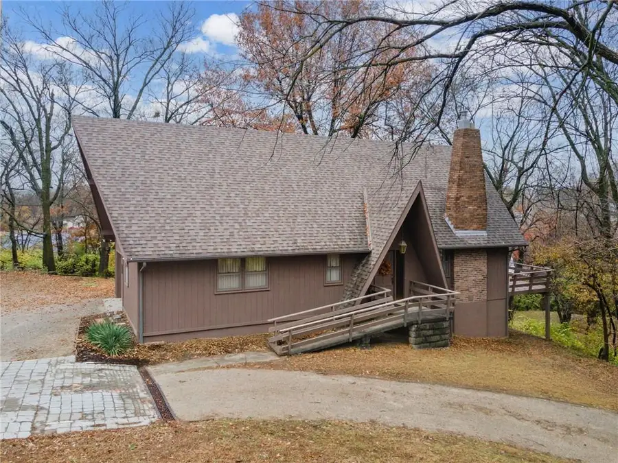 111 W Oak Street, Warrensburg, MO 64093 - Image #3