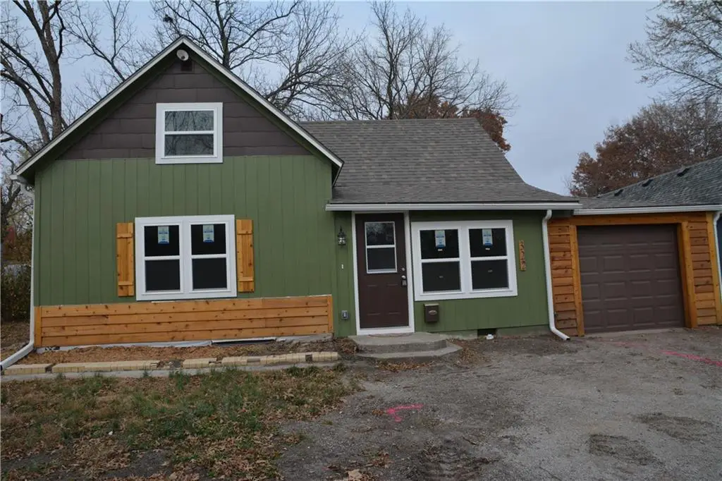 322 Front Street, Grain Valley, MO 64029 - Image #1