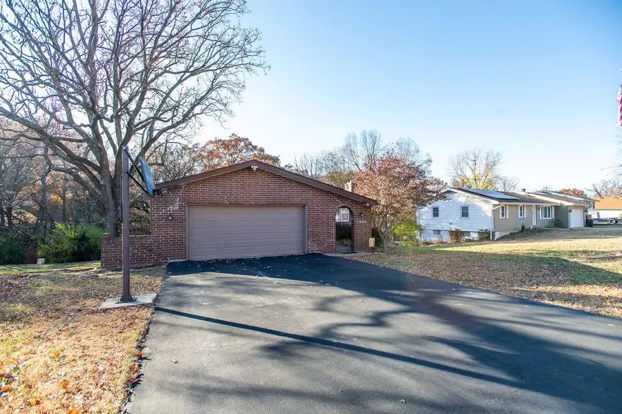 1406 Northfield Park Boulevard, Warrensburg, MO 64093 - Image #3