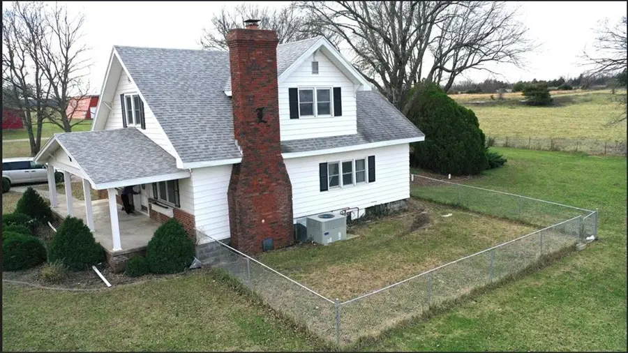 1046 1400th Street, Iola, KS 66749 - Image #3