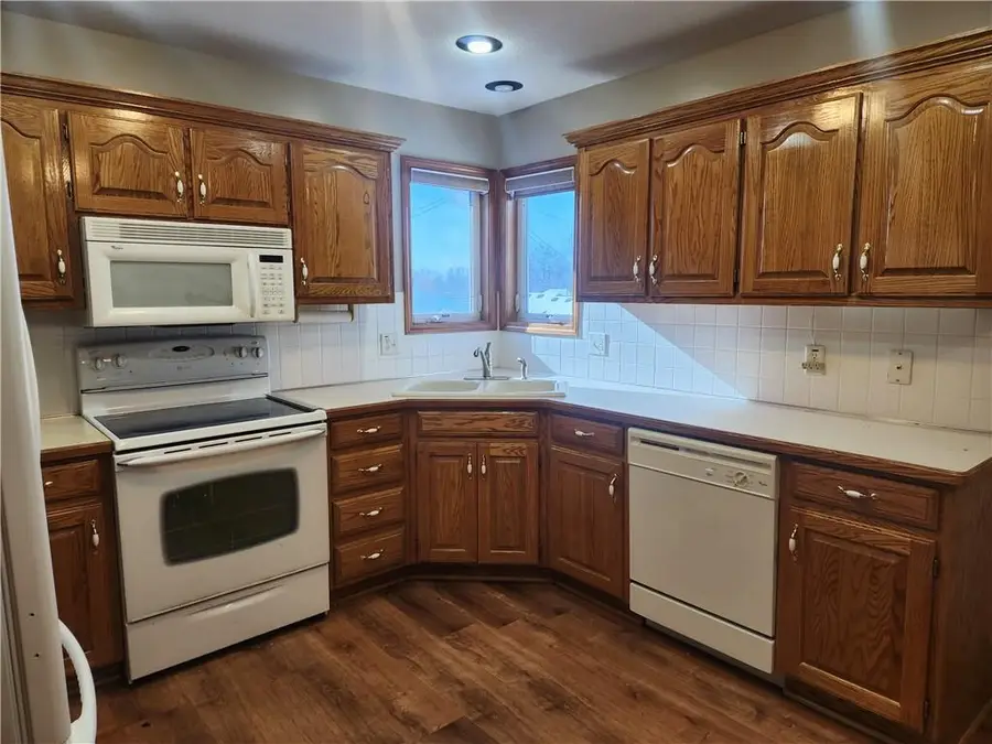 2906 Easton Street, Harrisonville, MO 64701 - Image #2