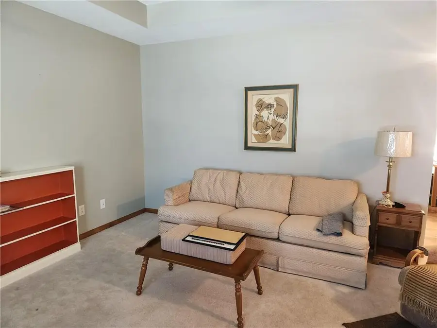 2906 Easton Street, Harrisonville, MO 64701 - Image #3