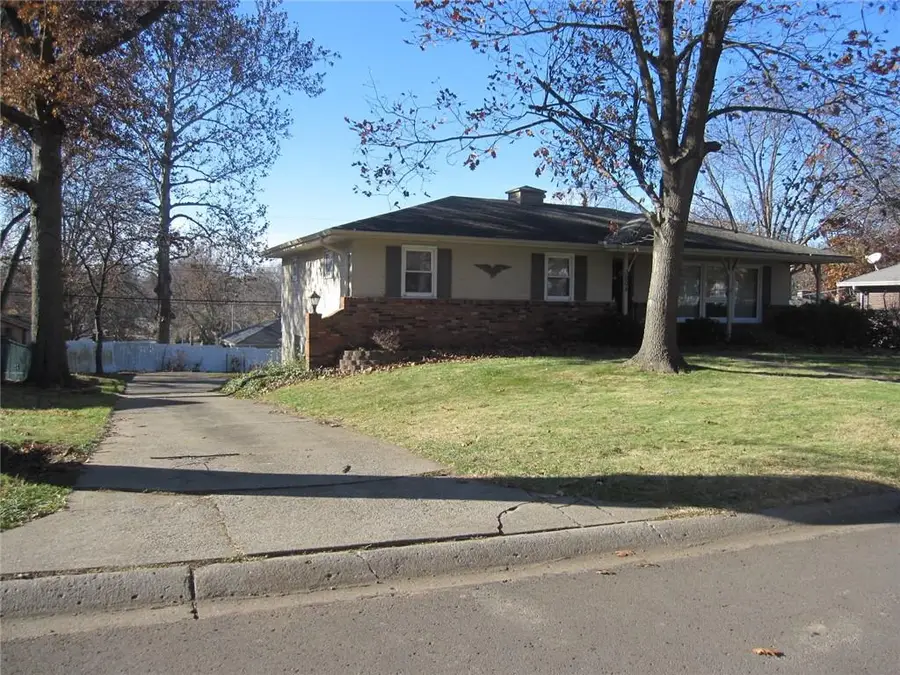 3904 N 29th Street, Saint Joseph, MO 64506 - Image #3