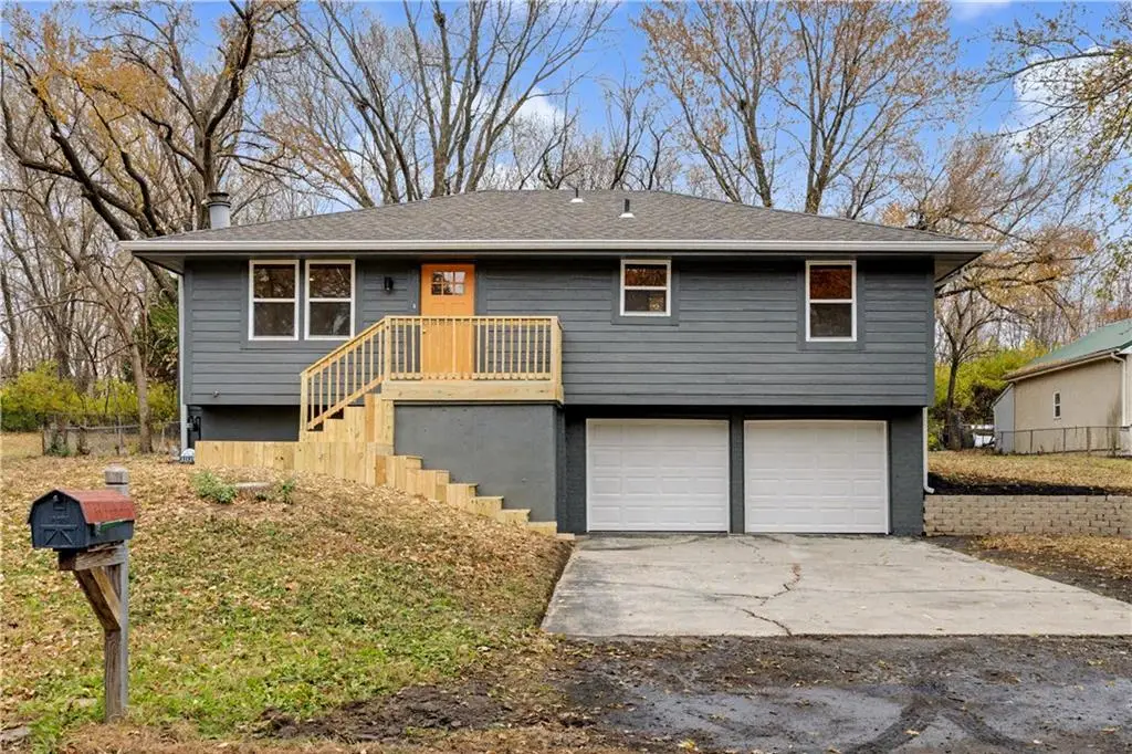 11119 N Harrison Street, Kansas City, MO 64155 - #1