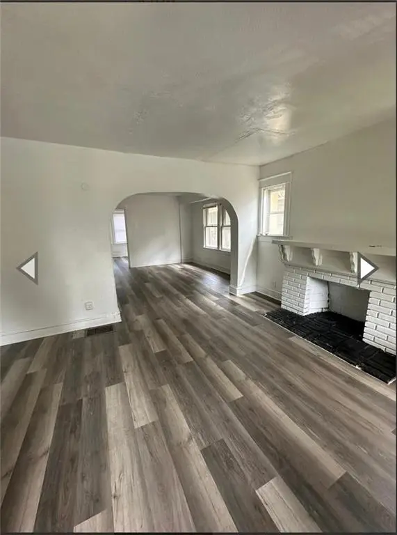 4221 Chestnut Avenue, Kansas City, MO 64130 - Image #2