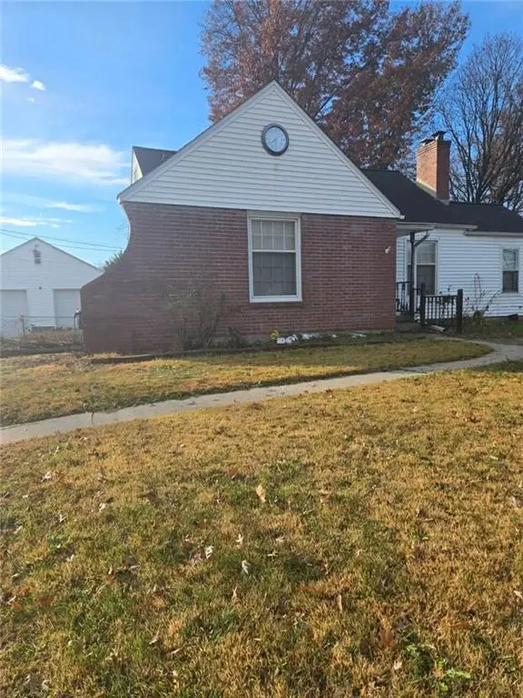 4325 NE 52nd Terrace, Kansas City, MO 64119