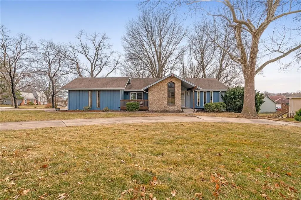 131 Seneca Lane, Lake Winnebago, MO 64034 - #1