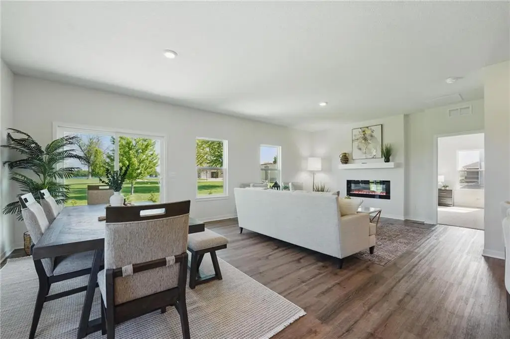 10289 Lucca Lane, Peculiar, MO 64078 - Image #1