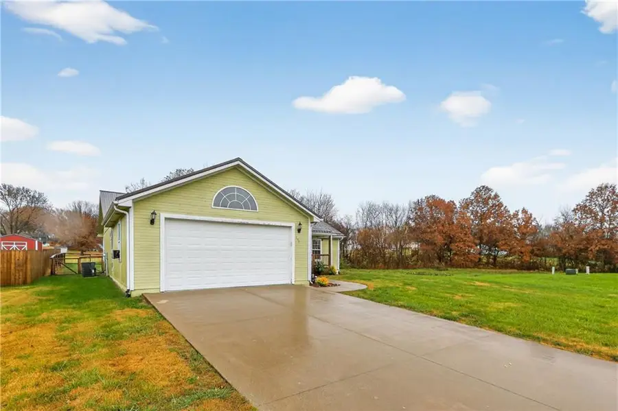 607 W Haven Drive, Richmond, MO 64085 - Image #3