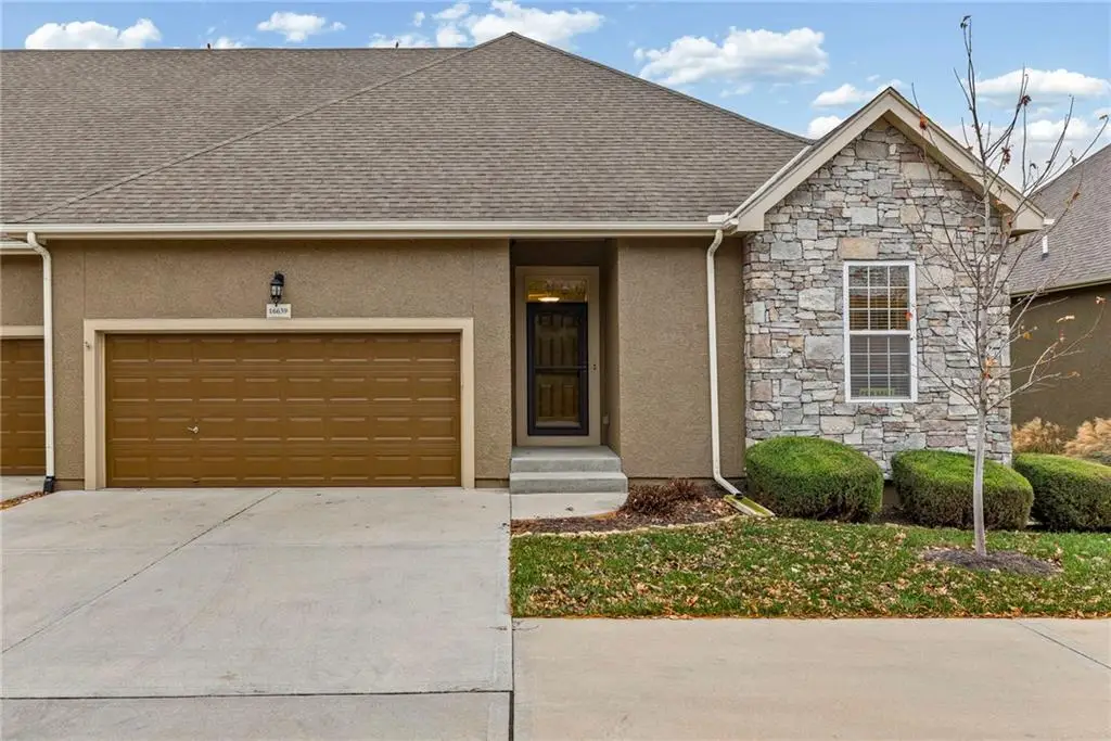 16639 W 168 Place, Olathe, KS 66062 - Image #1