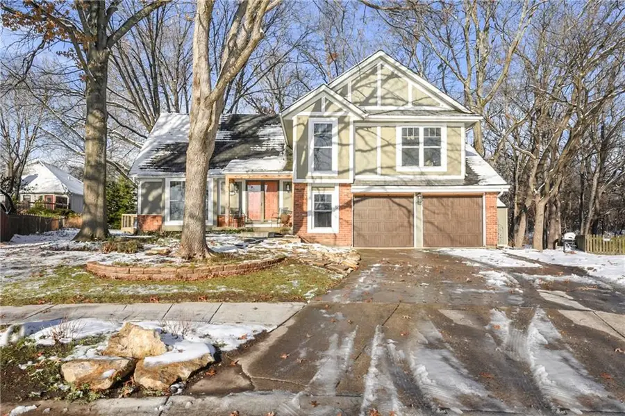 11815 Rosehill Road, Overland Park, KS 66210 - Image #3